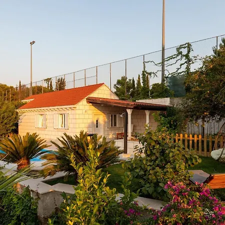 Villa House Dalma *